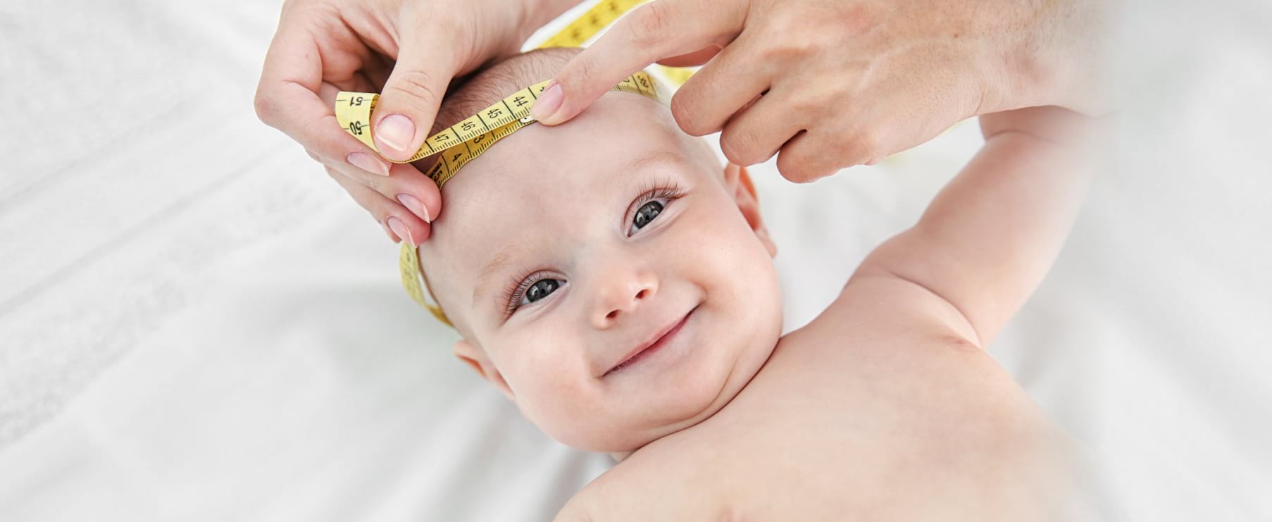 measuring an infants head size